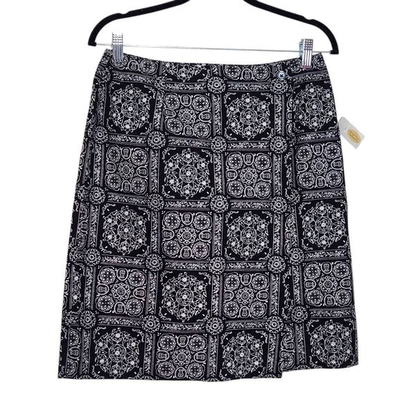 Talbots Black and White Bandana Print Mini Wrap Skirt NWT Size 10 Wrap Skirt - Picture 1 of 10